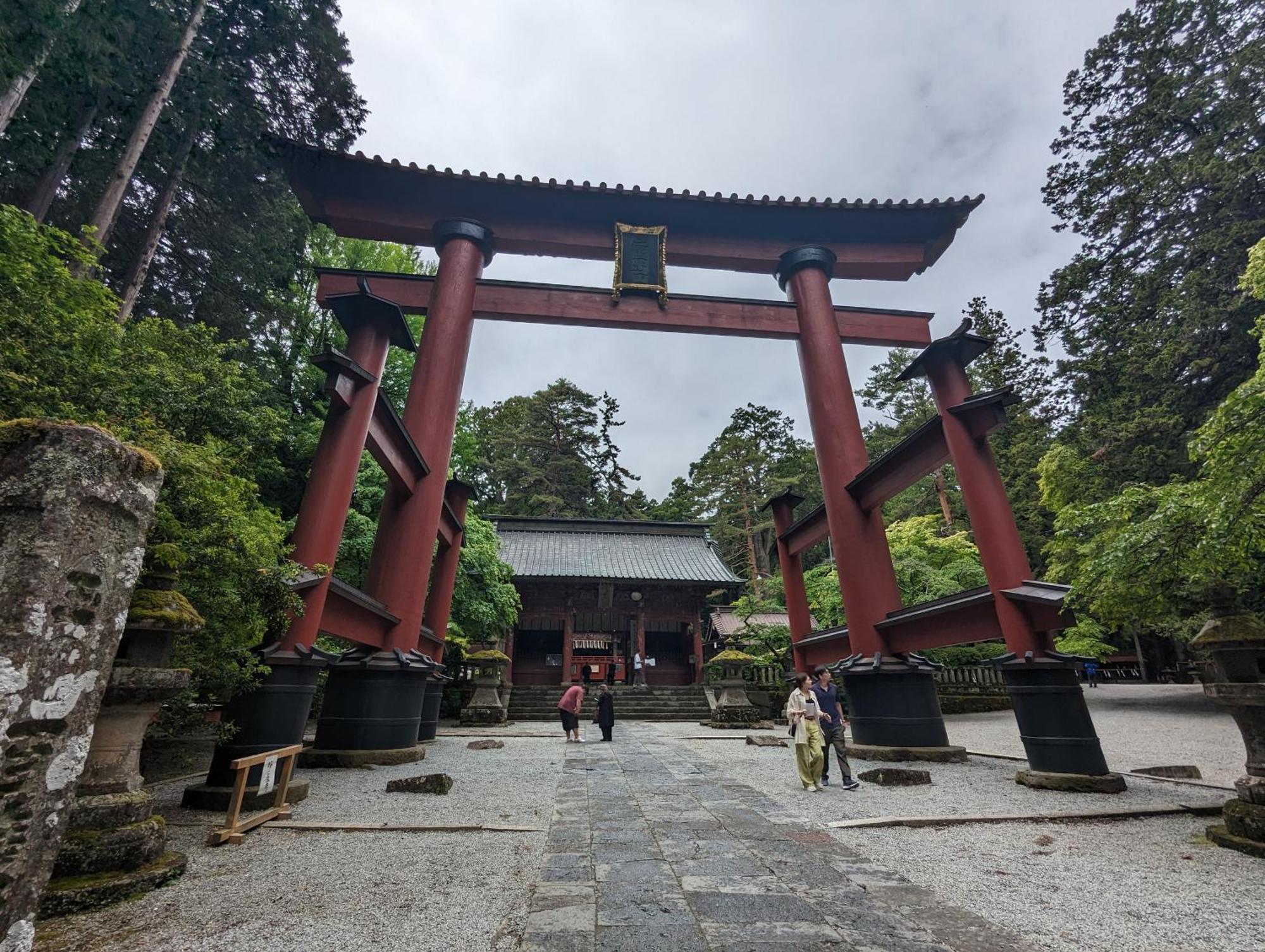 Gate Yamanashi Tsuru Villa Bagian luar foto